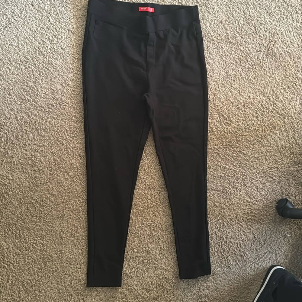 Black jeggings